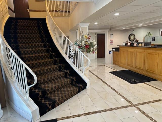 Red Lion Inn & Suites Auburn Esterno foto
