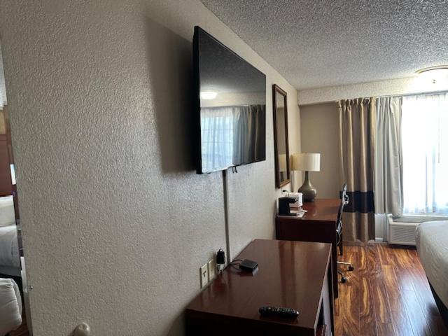 Red Lion Inn & Suites Auburn Esterno foto