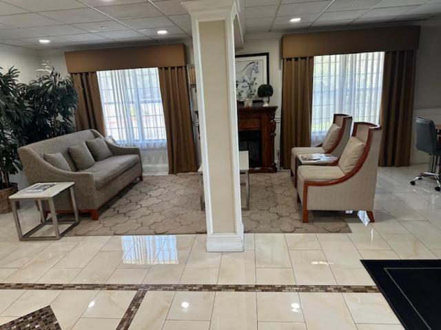 Red Lion Inn & Suites Auburn Esterno foto